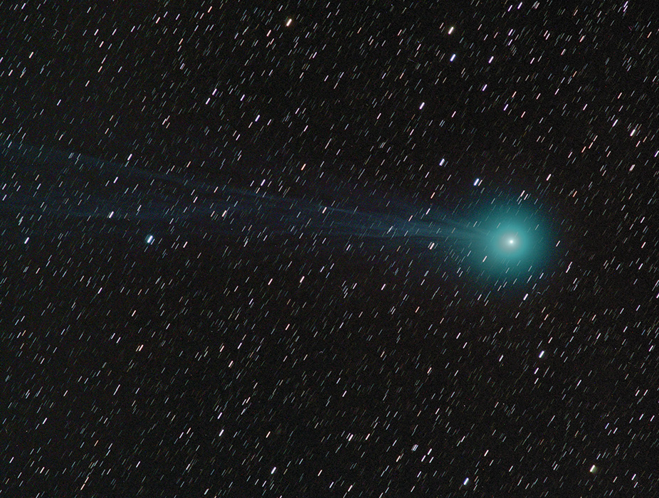 Comet_Lovejoy_300mm_20min_1A_700.jpg (438046 bytes)